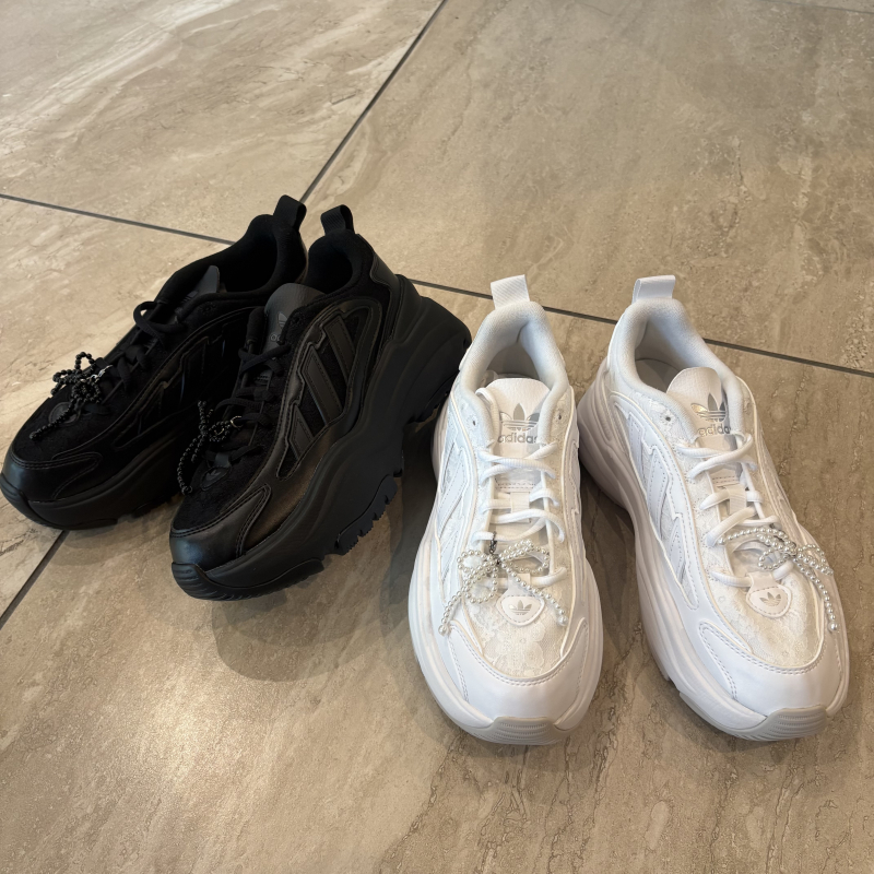 『ADIDAS OZGAIA W』