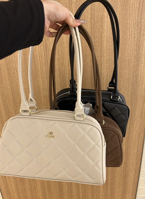 アネリボストン👜