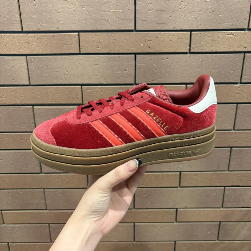 〖adidas GAZELLE BOLD〗