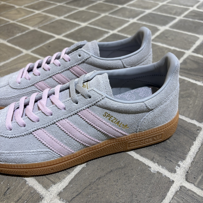 〖NEW!! adidas HANDBALL SPEZIAL〗