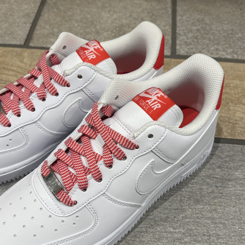 〖NIKE W AIR FORCE 1〗