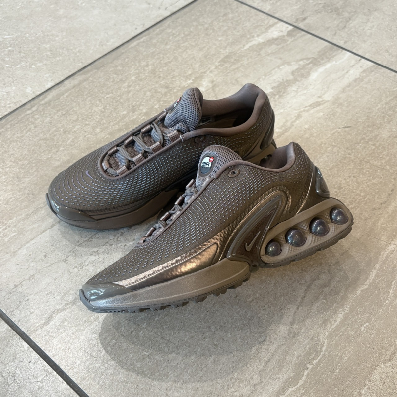 〖NIKE W AIRMAX DN〗