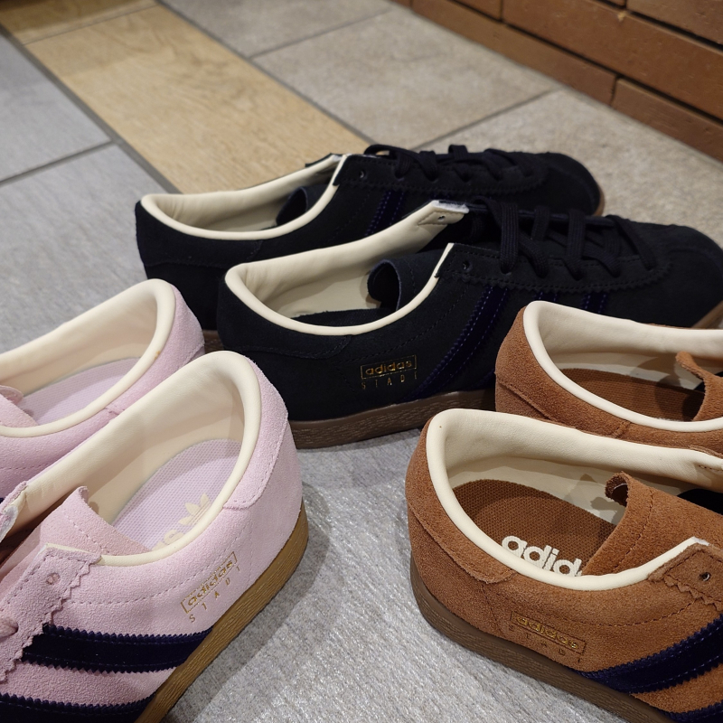〖adidas STADT〗