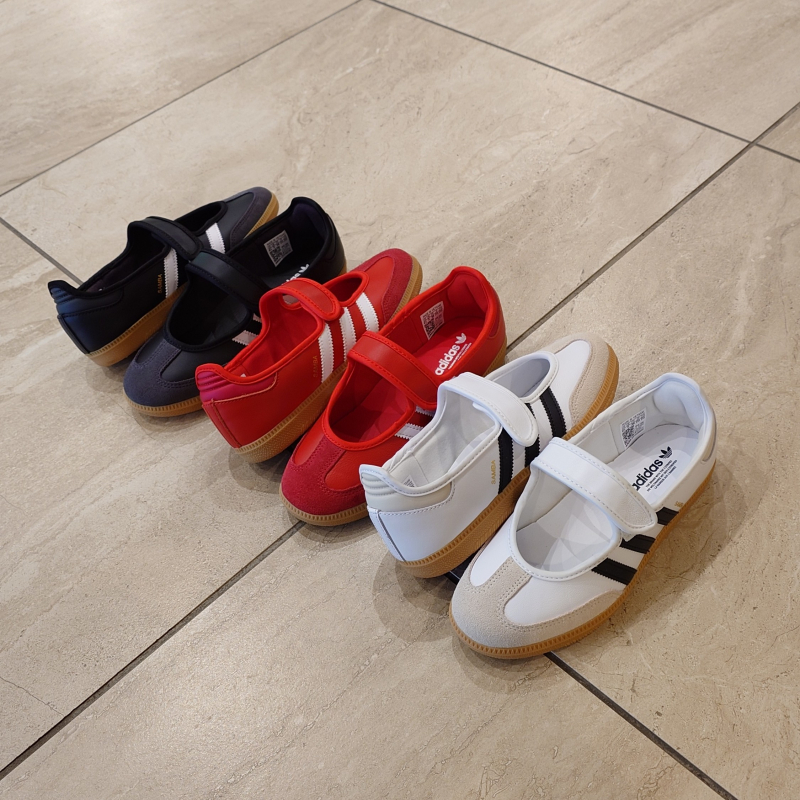 〖adidas SAMBA JANE W〗