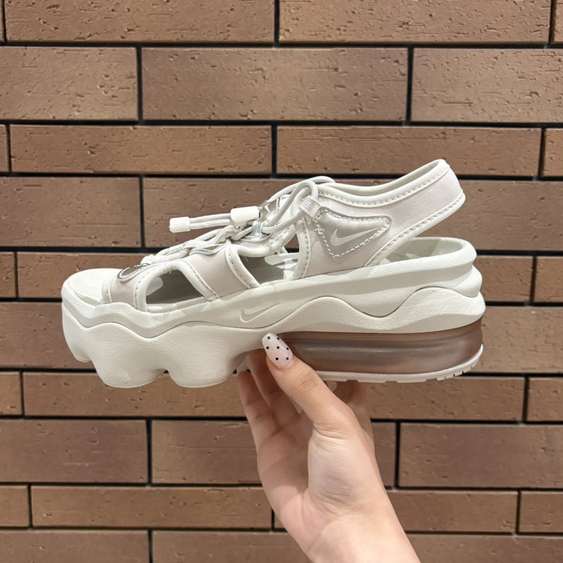 〖NIKE AIRMAX KOKO SANDAL〗