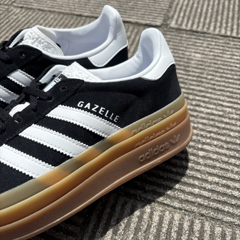 〖adidas GAZELL BOLD new!!〗