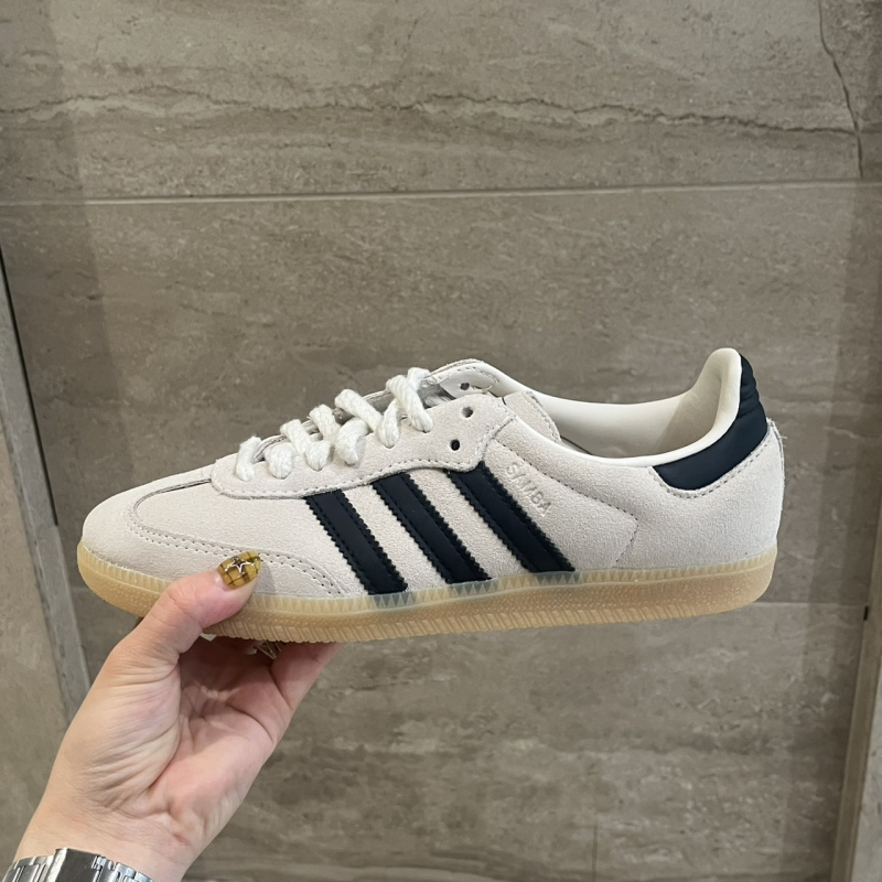 〖ADIDAS SAMBA OG〗