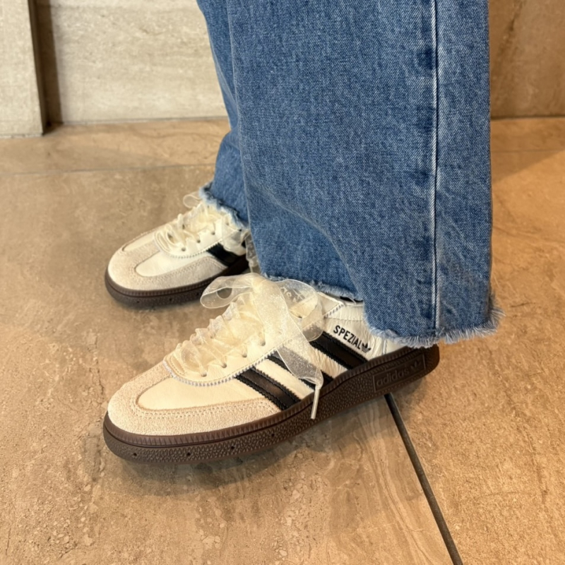 『ADIDAS SPEZIAL 新カラー』