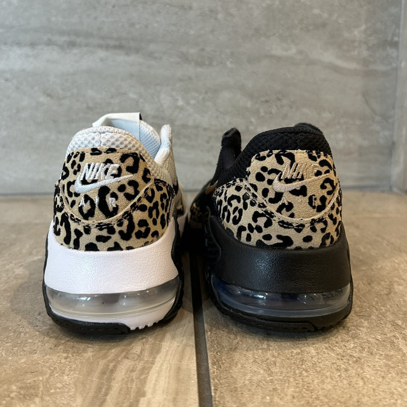 『NIKE W AIRMAX EXCEE 』