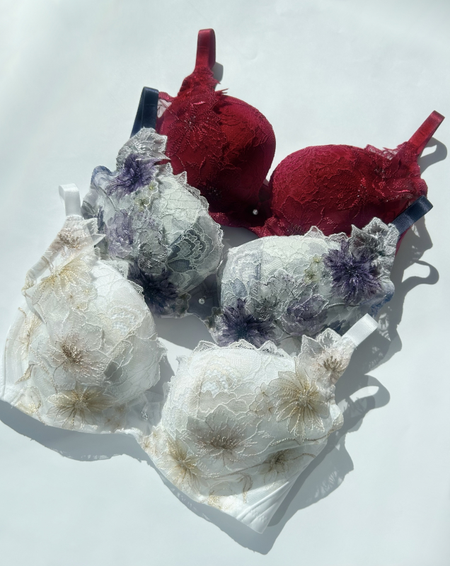 4F【San-ai Resort northerly】WACOAL ハグするブラ 新色登場♡