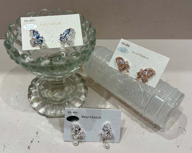 バタフライパールピアス🦋🫧