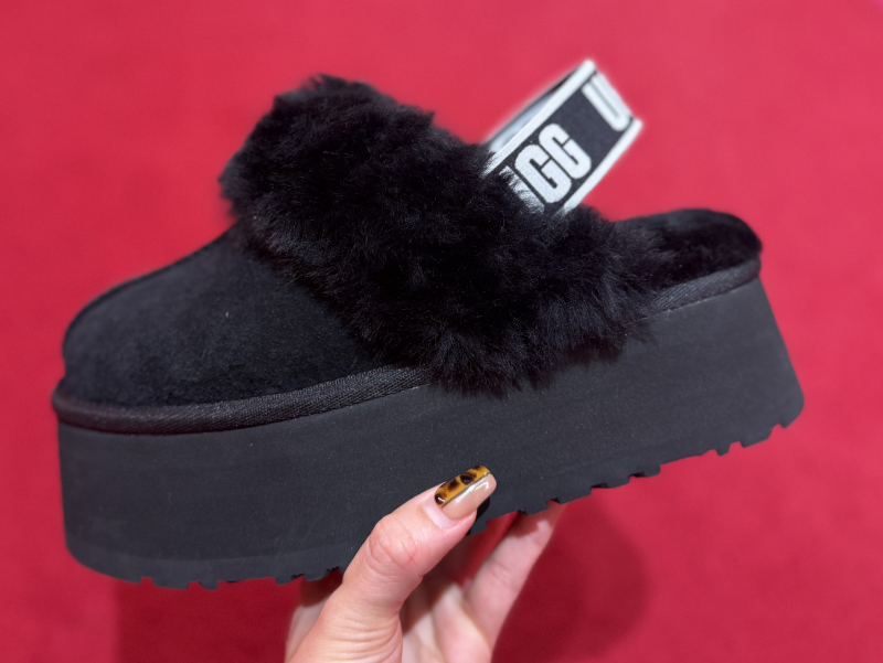 🍂🐏UGG FUNKETTE🐏🍂