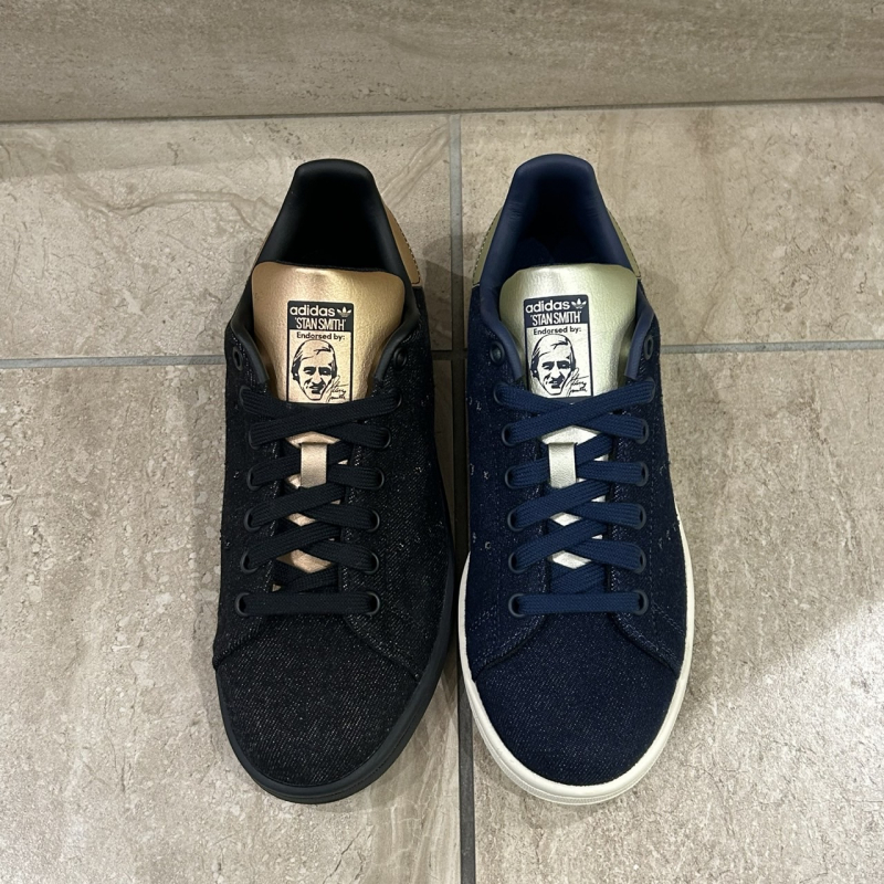 『ADIDAS STAN SMITH』