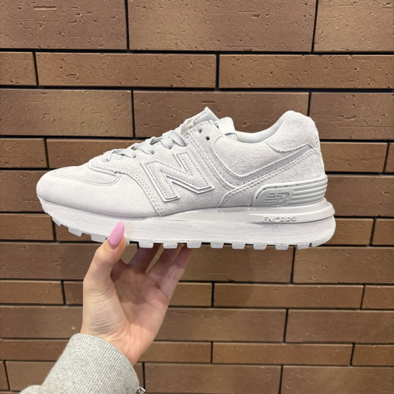『New Balance  574』