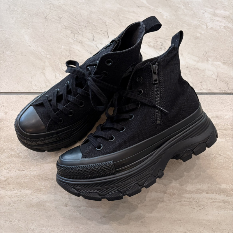 『CONVERSE TREKWAVE』