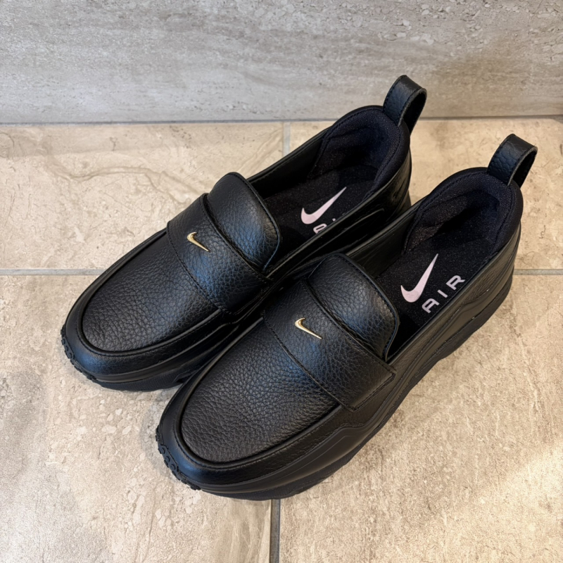 『NIKE AIR MAX PHENOMENA』