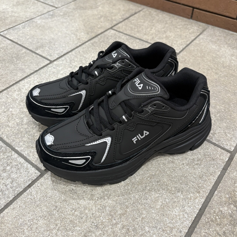 『FILA新規展開開始✨』