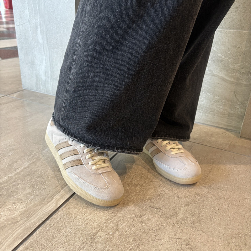 『 adidas  SAMBA』
