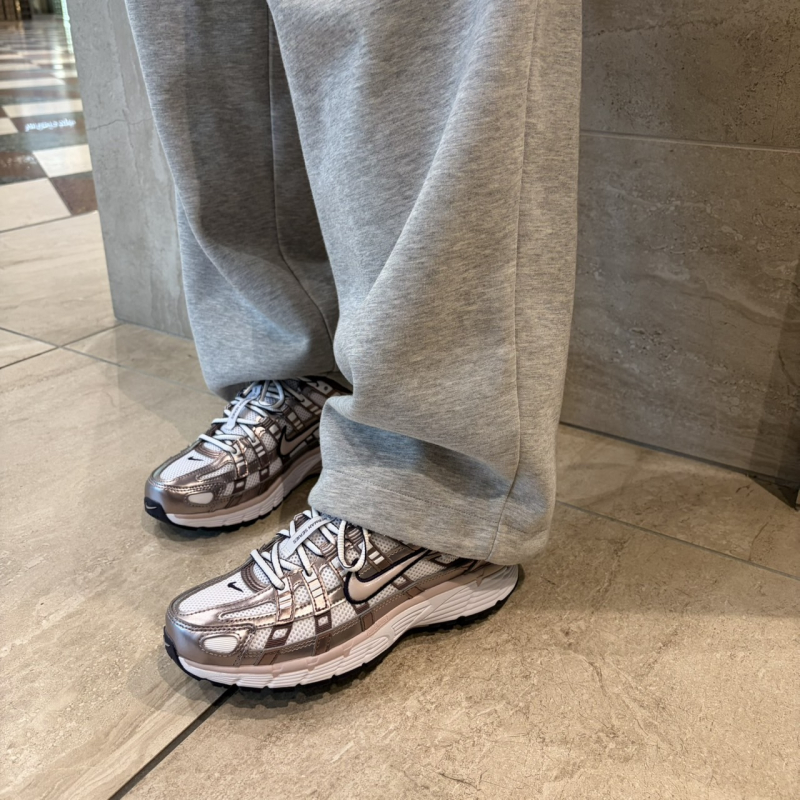 『NIKE  P-6000』