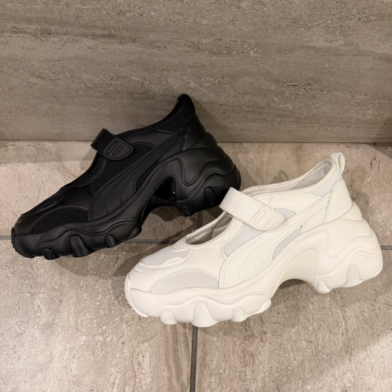 『PUMA   PULSAR WEDGE SANDAL』
