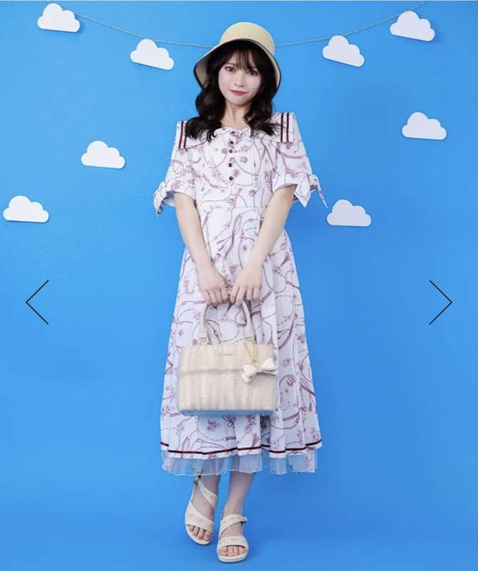 SUMMER LOOK BOOK 一部入荷！