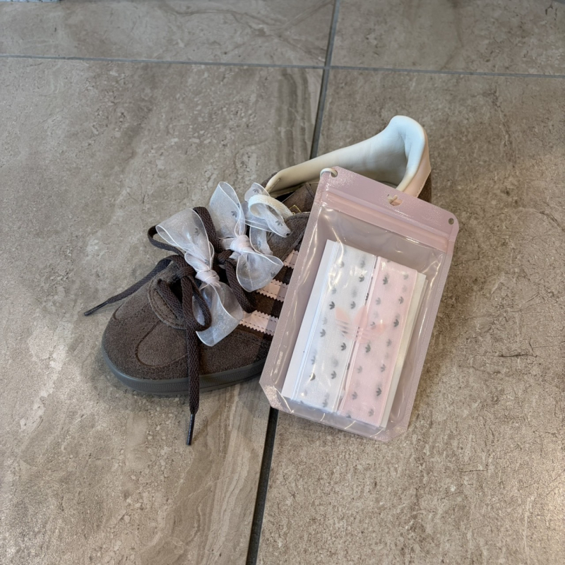 『adidas  オリボン』
