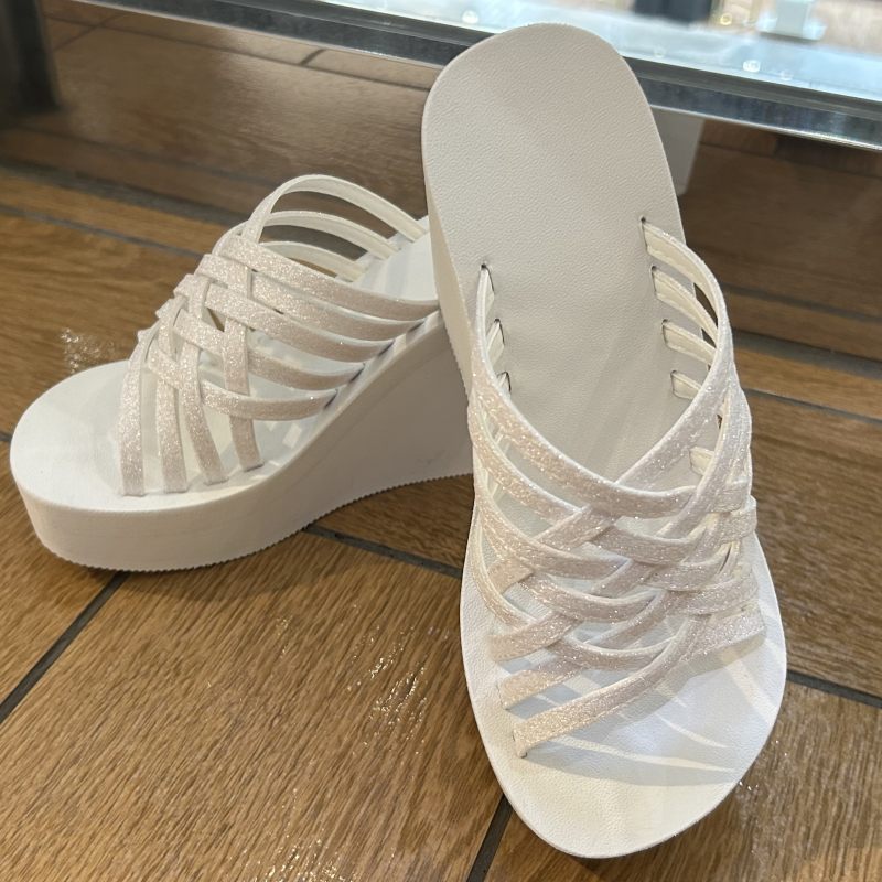 4F【San-ai resort northely】グリッター厚底ビーチサンダル✭